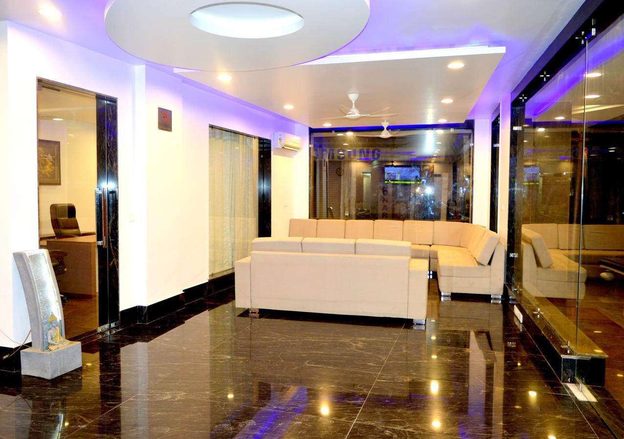 Hotel Taru Inn Ghaziabad Extérieur photo