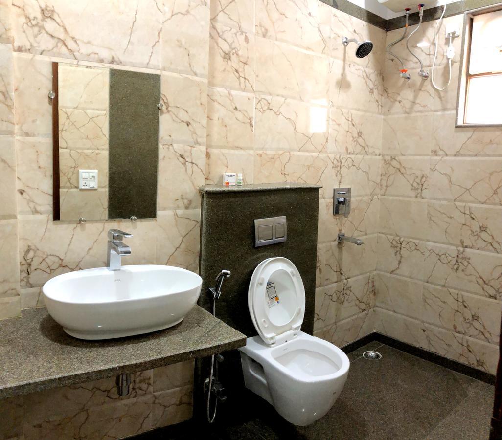 Hotel Taru Inn Ghaziabad Extérieur photo
